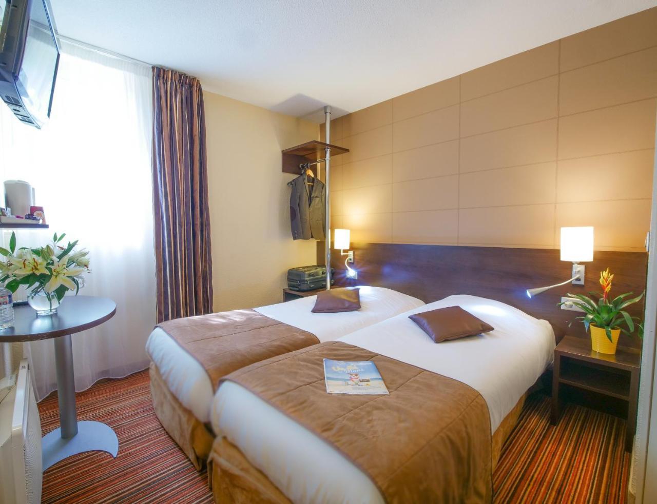 Hotel Inn Design Poitiers Sud Zewnętrze zdjęcie