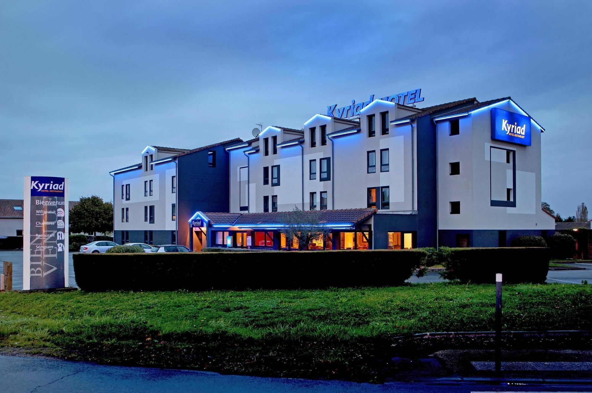 Hotel Inn Design Poitiers Sud Zewnętrze zdjęcie